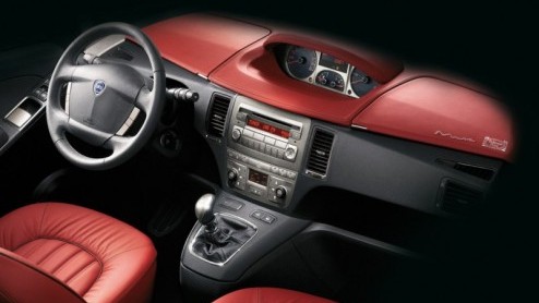 Lancia monteert voortaan in de Musa met 1.4 16V benzine en 1.3 MultiJet diesel een start/stop-systeem. Door deze brandstofbesparende toevoeging valt de compacte MPV in de 20% bijtellingsklasse en heef