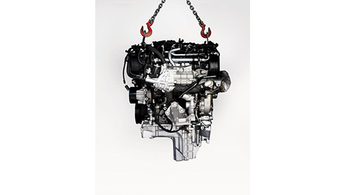 Land Rover introduceert gewijzigde basisuitvoeringen van de Discovery 4 en Range Rover Sport. De Britse terreinreuzen krijgen extra uitrusting en ook doet er een minder krachtige 3.0 TDV6 zijn intrede