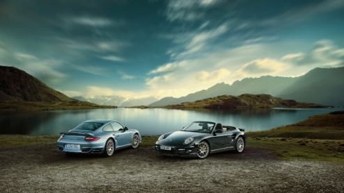 Op de autotentoonstelling van Genve viert de Porsche 911 Turbo S zijn wereldpremire. Het nieuwe topmodel van de 911-reeks beschikt over een 530 pk sterke zescilinder boxermotor met twee turbos, en