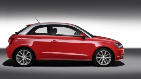 Daar is hij dan, de driedeurs Audi A1. Op de autotentoonstelling van Genve wordt Audis kleinste in geuren en kleuren onthuld, maar de Duitsers konden het niet laten ons alle details al te vertellen.