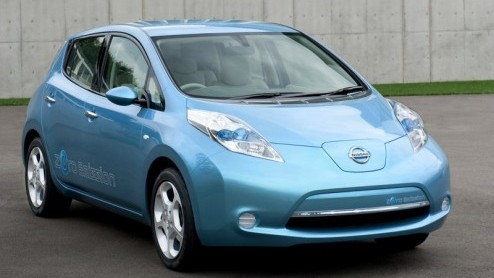 Nissan heeft op de Autosalon van Genve bijzonder veel nieuws te melden. Naast de presentatie van de vernieuwde Qashqai en de elektrisch aangedreven Leaf richten de spotlights zich voor het eerst op e