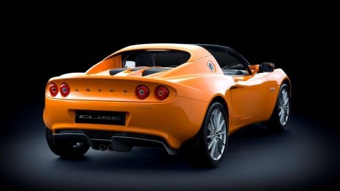 Lotus loopt graag alvast op de zaken vooruit en heeft voor het modeljaar 2011 een gewijzigd leveringsprogramma in gedachten; van de standaarduitvoering, 1.8 R tot aan de supercharged SC met 220 pk. De