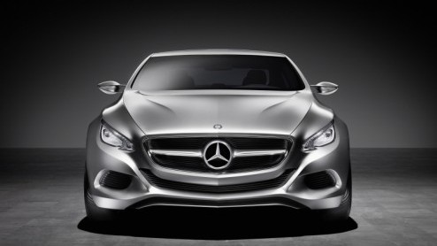 Mercedes-Benz introduceert op de autotentoonstelling van Genve de F 800 Style, een studiemodel dat niet alleen de toekomstige designtaal van het merk uitstraalt, maar ook vol zit met efficinte aandr