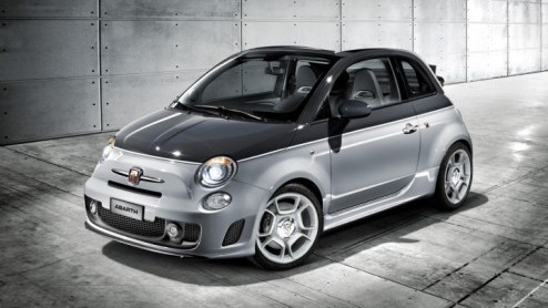 Na de facelift van de Fiat Grande Punto kan het heethoofdige broertje Abarth Grande Punto niet achterblijven. De sportievelingen uit Itali hebben de scheurneus leuk bijgeschaafd en presenteert deze s