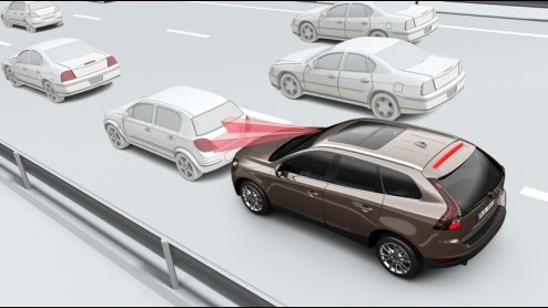 Dat Volvo zich nog altijd intensief als fabrikant van veilige autos profileert, blijkt in de vergelijkende ADAC veiligheidstest allerminst een leugen. De Volvo XC60 kwam in deze test van de Duitse te