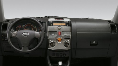 De Nederlandse Daihatsu-dealers zijn gestart met de verkoop van de nieuwe Terios. Deze compacte Japanse SUV van Daihatsu is ten opzichte van de voorgaande generatie flink verbeterd. Niet alleen zijn h