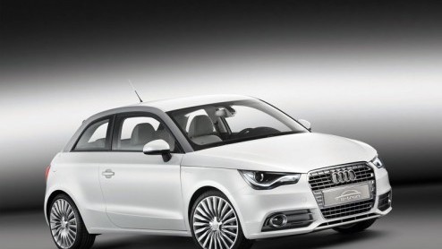 Naast Volkswagen heeft ook Audi een interessant gamma elektrische- en hybridemodellen in gedachten. Zo gaat eind dit jaar de Q5 Hybrid uit de doeken en is een jaar later de A8 hybride met 2.0 TFSI vie