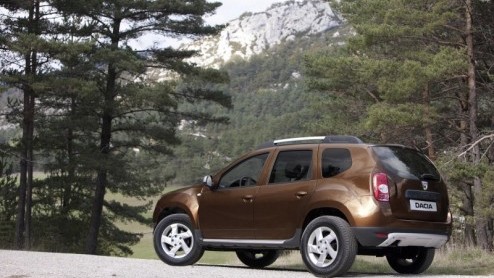 In Genve staat bij Dacia de Duster in de spotlights. De nieuwe compacte no-nonsense crossover wordt leverbaar met twee- en vierwielaandrijving en een benzine of diesel. Bovendien blijkt de Roemeen ve