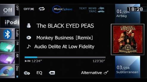 De nieuwe AVIC-F920BT van Pioneer zet weer een nieuwe stap in het verzorgen van muziek, navigatie en entertainment in de auto. Geavanceerde features als 3D touch slide, MusicSphere en ECO Graph maken