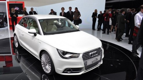 De belangrijkste autoshow ter wereld, de salon international de lautomobile Genve opent donderdag 4 maart zijn deuren voor het grote publiek. Wij namen alvast een voorproefje en kunnen je melden dat