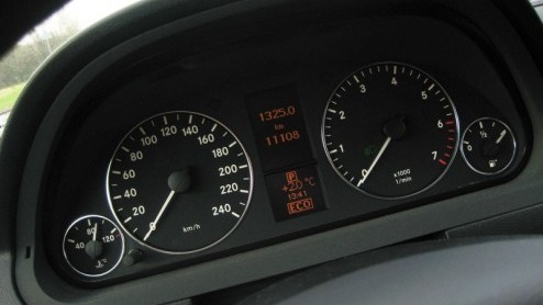 Zuinig autorijden en het op slimme wijze besparen van brandstof begint steeds grotere vormen aan te nemen. Mercedes-Benz past inmiddels bij vrijwel alle modellen  ook bij de grote jongens  diverse t