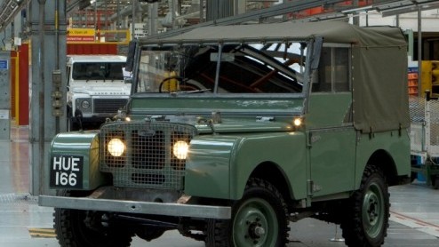 Puur klassiek een nieuwe Land Rover rijden, het kan nog steeds. Met het allereerste productiemodel van Land Rover uit 1948 in gedachten introduceren de Britten nu een limited edition in een oplage van