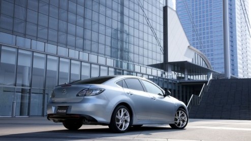 Vooruitlopend op de komst van de vernieuwde Mazda 6 in april heeft de importeur nieuwe prijzen vastgesteld. De opgefriste middenklasser wordt leverbaar met drie benzinemotoren en een dieselmotor in ve