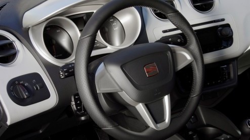 En daar is nog een wegenbelasting- en BPM vrije dieselauto! Na de smart cdi en Volkswagen Polo BlueMotion is het nu de Seat Ibiza 1.2 TDI Ecomotive die de show kan gaan stelen met 95 g/km CO2 en 14% b