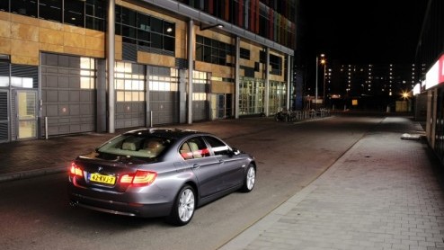 Na zeven jaar en ruim vijf-en-een-half miljoen exemplaren zit de carrire van de Bangle BMW 5-serie er op. De zesde generatie zet zich als zakelijke middenklasser in een nieuw, elegant daglicht, waa
