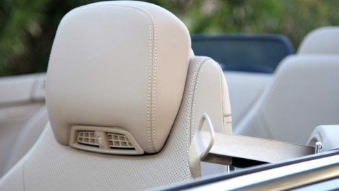 Het valt niet te ontkennen, het voorjaar nadert! En dus weten autoliefhebbers genoeg: tijd voor de cabrio! Mercedes-Benz heeft niet geheel toevallig zojuist de nieuwe E-Klasse Cabriolet gentroduceerd