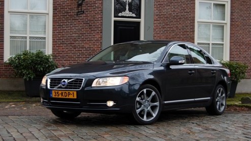 De tijd dat grote Volvos zuinig kunnen zijn moest tot voor kort nog aanbreken. Met het ambitieuze DRIVe-offensief hebben de Zweden tegenwoordig wl een antwoord in een tijd waar elke druppel brandsto