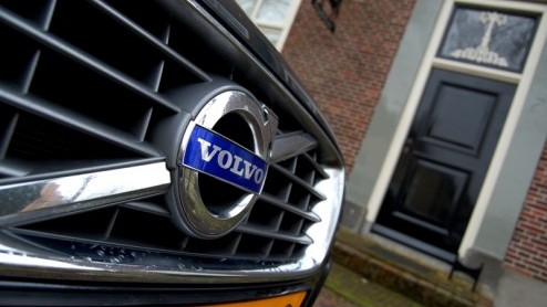 De tijd dat grote Volvos zuinig kunnen zijn moest tot voor kort nog aanbreken. Met het ambitieuze DRIVe-offensief hebben de Zweden tegenwoordig wl een antwoord in een tijd waar elke druppel brandsto