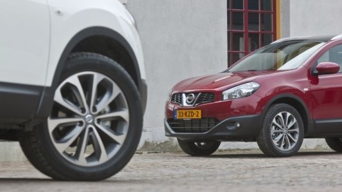 Met het credo behoud door verandering in het achterhoofd zijn de Nissan Qashqai en Qashqai+2 subtiel vernieuwd, of beter gezegd; opgewaardeerd. Verbeterde details in het interieur, een gladdere ne
