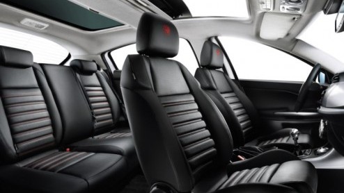 De nieuwe, langverwachte Alfa Romeo Giulietta staat vanaf 17 juni in de showroom. Prijzen beginnen vanaf 23.950 euro en is wederom alleen als vijfdeurs. Met keuze uit diverse turbobenzine- en dieselmo
