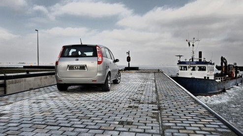 In een tijd dat het allemaal wat minder gaat bloeien de Chinezen op. Voor Landwind het moment om opnieuw in Europa voet aan wal te zetten. Vijf jaar geleden stond de twijfelachtige veiligheid van hun