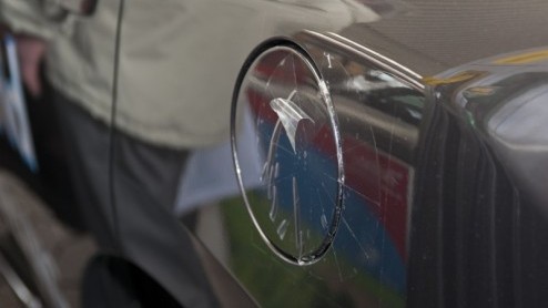 Met Lexus RX450h introduceerde een auto die vragen oproept. Hoe kan een flinke SUV met krap 300 pk onder de kap toch zo zuinig zijn om een A-label te verdienen en voor zakelijk gebruik in aanmerking t