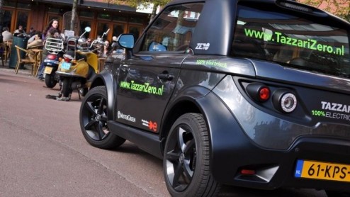 Elektrisch rijden is geen toekomstmuziek meer. Met de komst van hybridemodellen hebben we al aan kunnen proeven, maar nu dit jaar een aantal volledig elektrisch aangedreven autos op de rol staan kunn