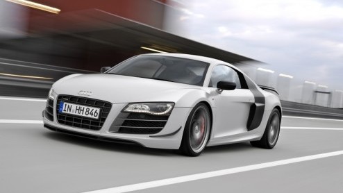 Na de Audi R8 met V8 en V10 dient nu de exclusieve, overtreffende trap zich aan; de R8 GT. Deze nog lichter en krachtiger variant met 560 pk presteert in optima forma. Er is een belangrijke maar: slec