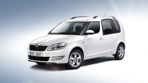 In navolging van de vernieuwde Fabia en Fabia Combi Greenline wordt de Roomster ook in deze extra zuinige versie leverbaar. De ruimtelijke Tsjech profiteert net als de Fabia van de nieuwe 1.2 TDI dies