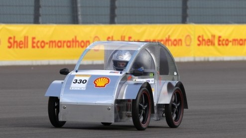 1 op 747. Dat is het bijzonder lage verbruik dat het Haagse studententeam The Hydro Cruisers tijdens de Shell Eco-marathon hebben gerealiseerd in de UrbanConcept - klasse waaraan type stadsautos de