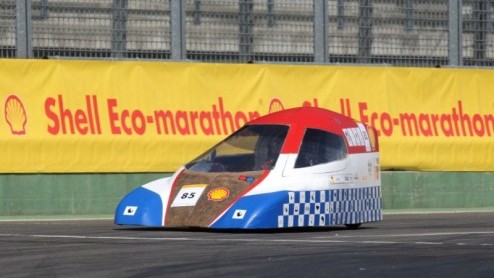 1 op 747. Dat is het bijzonder lage verbruik dat het Haagse studententeam The Hydro Cruisers tijdens de Shell Eco-marathon hebben gerealiseerd in de UrbanConcept - klasse waaraan type stadsautos de