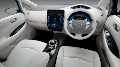 Elektrische autos, ze komen er aan! We kennen er al diverse, van heel kleine zoals de Tazzari Zero tot de zeer sportieve Fisker en Tesla. Nissan komt met de LEAF, een volwaardige wegenbelastingvrije