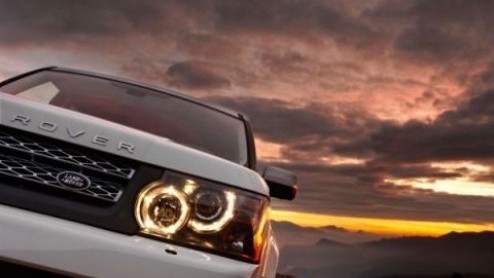 Volgend jaar arriveert de kleinste telg uit de Land Rover familie, de LRX. Zijn naam mag dan overigens nog niet officieel zijn, interessante details voor wat betreft de aandrijflijn en het verbruik zi