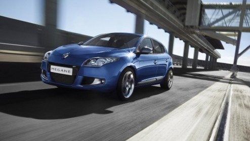 Met de Mgane GT en GT Line introduceert Renault twee nieuwe sportief getinte modellen met Renault Sport Technologies. Verpakt als Hatchback, Coupe, Estate of Cabriolet slaan de uitgedoste modellen ee