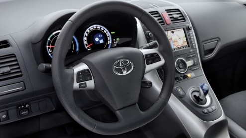 Het kans soms raar lopen in het leven van een auto. De Toyota Auris heeft sinds zijn introductie in 2006 nooit echt potten kunnen breken in het populaire C-segment. Dat kan vanaf nu echter zomaar gaan