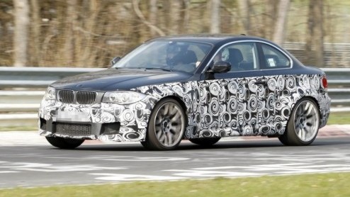 Een voorbij razende BMW 1-serie Coup in dikker, gecamoufleerd pak deed al het vermoeden rijzen dat BMW nog iets bijzonders van plan is; een regelrecht topmodel 1-serie. De Duitsers hebben inmiddels b