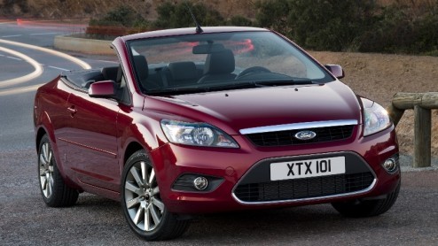 Met de officile zomer op komst verlaagt Ford de prijzen van de Focus Coup-Cabriolet door de actiemodellen Cool&Sound en Limited te verwelkomen. Beide uitvoeringen combineren tijdelijk extra luxe voo