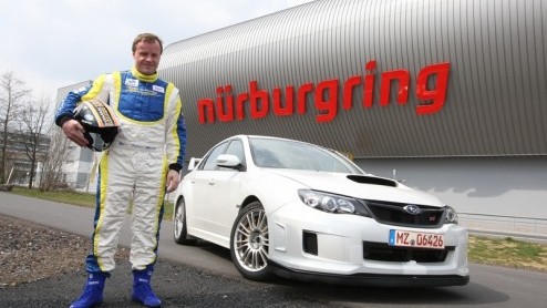 Subaru heeft gewerkt aan de snelste WRX STi ooit in serieproductie. Daarvoor hebben de Japanners zich intensief begeven op het befaamde en zeer uitdagende asfalt dat we kennen, de Nrburgring. Het ont