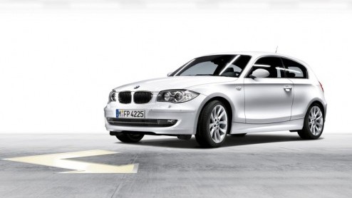 Dat was even balen. Door de aangescherpte emissie-eisen kon BMW de 1-serie in ons land niet meer met 20% bijtelling verkopen. Echter, vanaf september is de populaire Duitser weer back in business als