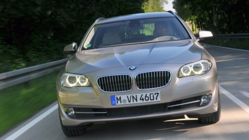De introductie van de nieuwe 5-serie heeft BMW geen windeieren gelegd. Sinds jaren heeft de Vijf weer de koppositie in het segment weten te bemachtigen. Met de komst van de Touring lijkt het marktleid