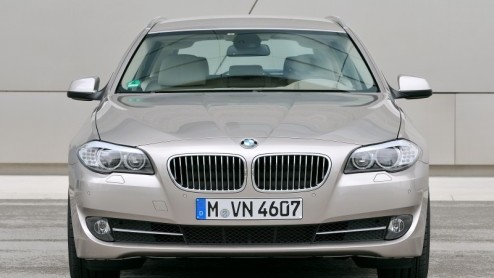 De introductie van de nieuwe 5-serie heeft BMW geen windeieren gelegd. Sinds jaren heeft de Vijf weer de koppositie in het segment weten te bemachtigen. Met de komst van de Touring lijkt het marktleid