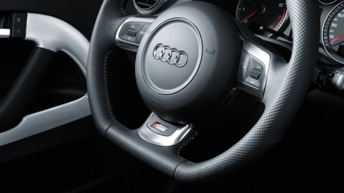Nog meer Pro Line S bij Audi. In navolging van de Audi A3, A4, A5 en A6, is de sportief-luxueuze Pro Line S-uitvoering nu ook beschikbaar voor de Audi A3 Cabriolet en de Audi TT-modellen. Wederom zijn