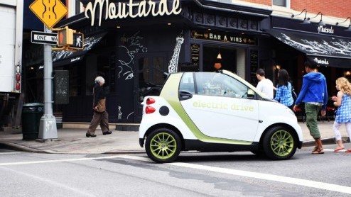 Smart gaat de Fortwo leveren in een electric drive (ED) uitvoering. De structuur van de bestaande Fortwo, met sandwich platform en motor achterin blijkt uiterst geschikt voor de ombouw tot een elekt