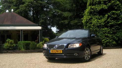 Volvo heeft lange tijd de focus op dieselmotoren gelegd. Dat heeft onder meer geleid tot de zalige, geliefde 2.4D en D5. De vraag naar efficinte benzinemotoren nam echter toe en daarin hadden de Zwed
