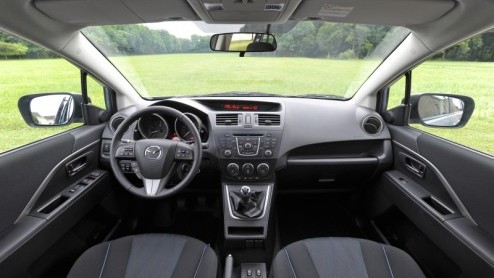 De nieuwe Mazda5 werd in het voorjaar voor het eerst voorgesteld op de Autosalon van Genve. Hoewel de populaire MPV pas in het najaar bij de dealers staat, bood de Nederlandse importeur een select cl