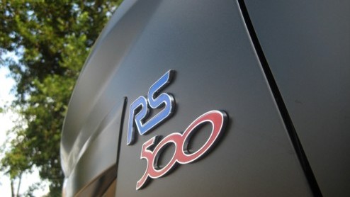 Ford zegt de huidige Focus na deze zomer vaarwel. In september valt het doek en wordt de fabriek klaargestoomd voor zijn verse opvolger, die dit jaar in Genve werd voorgesteld. De importeur vroeg gep
