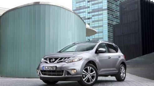 Tegelijkertijd met de introductie van de Nissan Juke lieten de Japanners ook de Murano met dieselmotor debuteren. Ondanks het feit dat deze variant niet naar Nederland komt, is er wel nieuws onder de