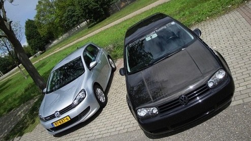 De Volkswagen Golf BlueMotion is de zuinigste, in productie zijnde Golf aller tijden. Door speciale besparingsmaatregelen neemt deze spaarvariant genoegen met 3.8l/100 km en rijdt deze ruim 1 op 26. E