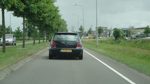 De Volkswagen Golf BlueMotion is de zuinigste, in productie zijnde Golf aller tijden. Door speciale besparingsmaatregelen neemt deze spaarvariant genoegen met 3.8l/100 km en rijdt deze ruim 1 op 26. E