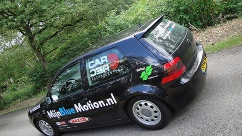 De Volkswagen Golf BlueMotion is de zuinigste, in productie zijnde Golf aller tijden. Door speciale besparingsmaatregelen neemt deze spaarvariant genoegen met 3.8l/100 km en rijdt deze ruim 1 op 26. E